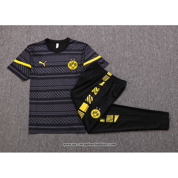 Tracksuit
 Borussia Dortmund 2022-2023 Short Sleeve
 Grey
